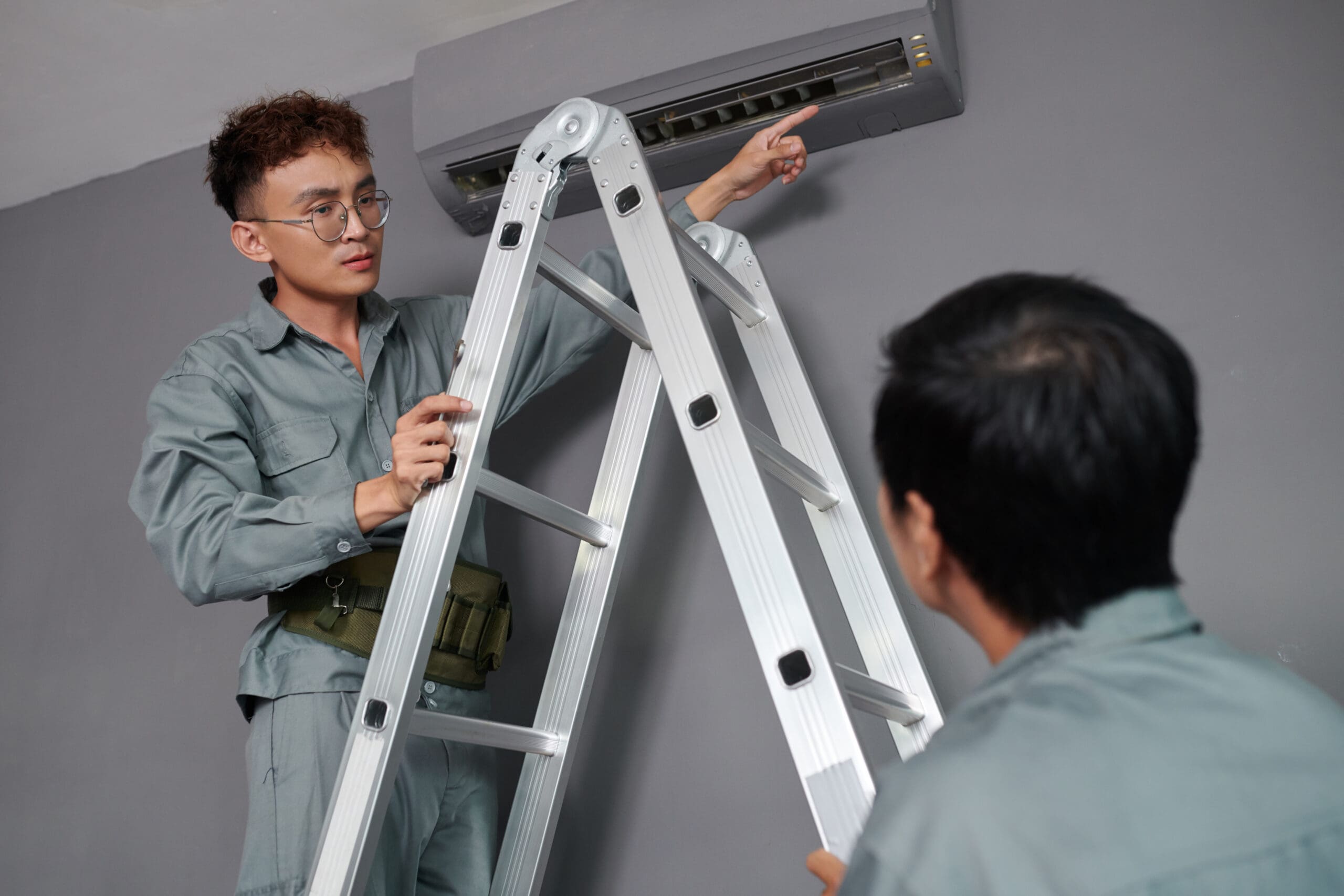 Who invented air conditioning in 1758?